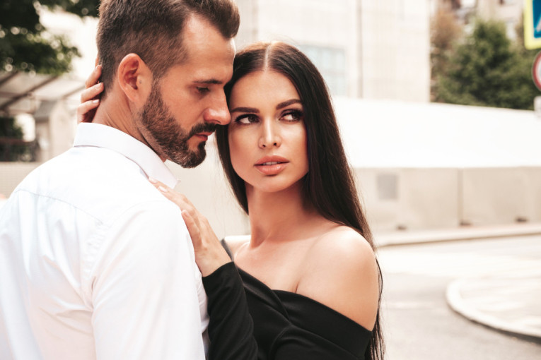 Mislite da veza zavisi od velikih stvari? Ove sitnice su te koje uništavaju ili jačaju ljubav