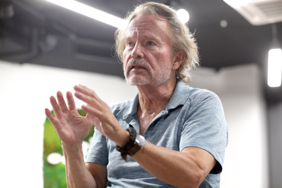 Džon Sevidž za 24sedam: Prepune fioke pištolja kojima očevi "čuvaju svoje domove", a onda ih otvore deca... (FOTO/VIDEO)