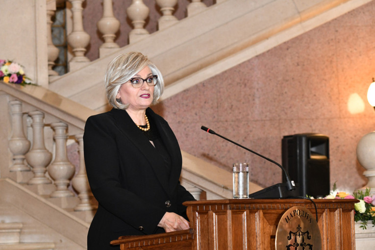 Zlato – sigurnija Investicija od nekretnina i štednje: Trajno i otporno