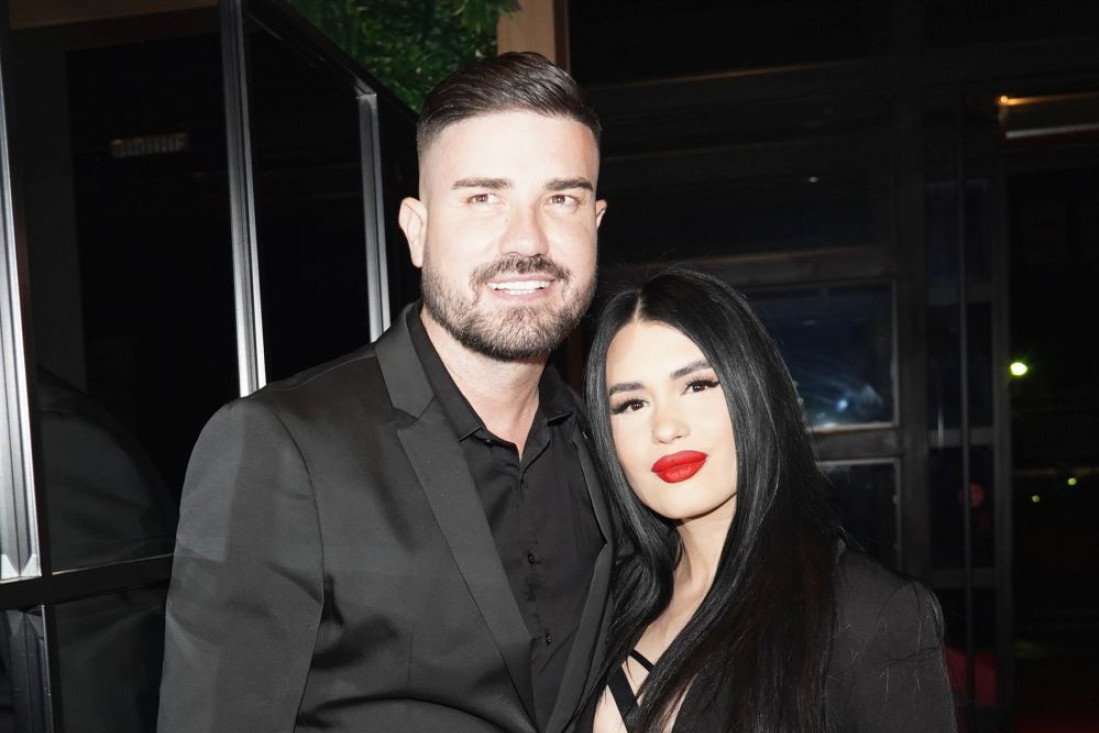 MC Stojan se pohvalio "novom bebicom" nakon raskida sa Zoranom: Baškari se na Kipru, a evo u čijem je društvu!