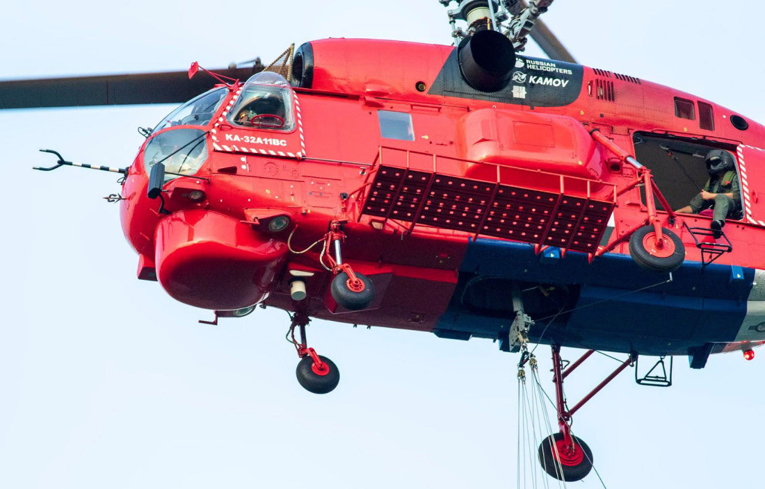 Bravo vatrogasci! Srpski tim u Severnoj Makedoniji ugasio samostalno nekoliko požara: Sprečili vatru da dođe do sela Rosoman (FOTO)