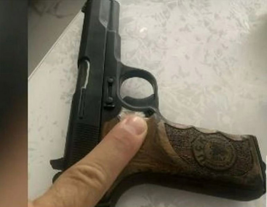 Terorista do zadnjeg daha: Ovo je imao ubica policajca (FOTO)