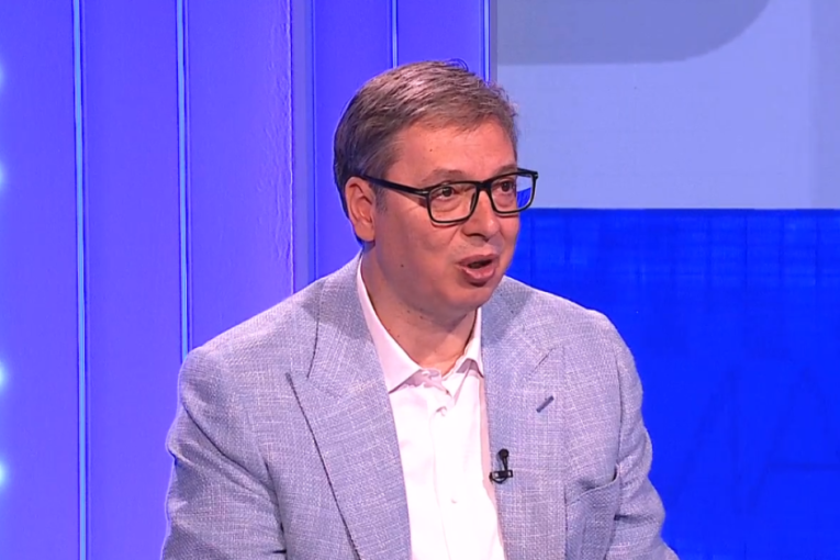 "Naredne tri godine su važne za napredak i rast Srbije!" Vučić: Plate 1.400, a penzije 650 evra, uskoro povećanje od 10 odsto