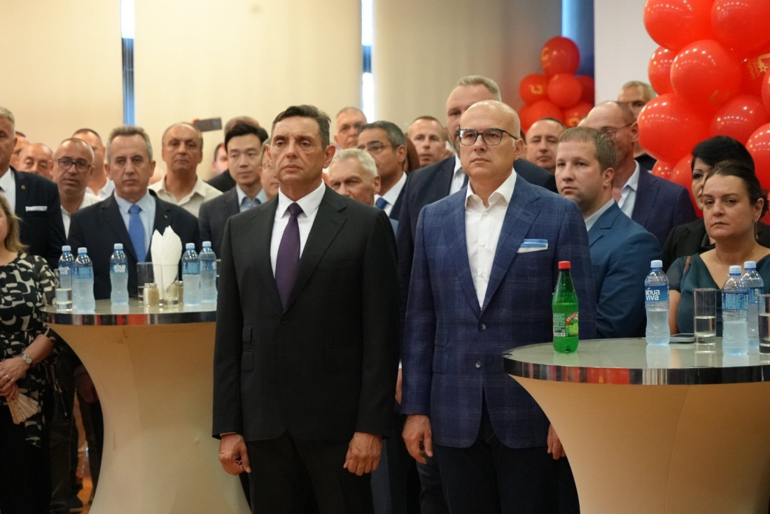 Vulin poručio sa skupa svoje partije povodom 16 godina rada: Pokret socijalista ne menja stranu, nikada nećemo sa žutim ološem