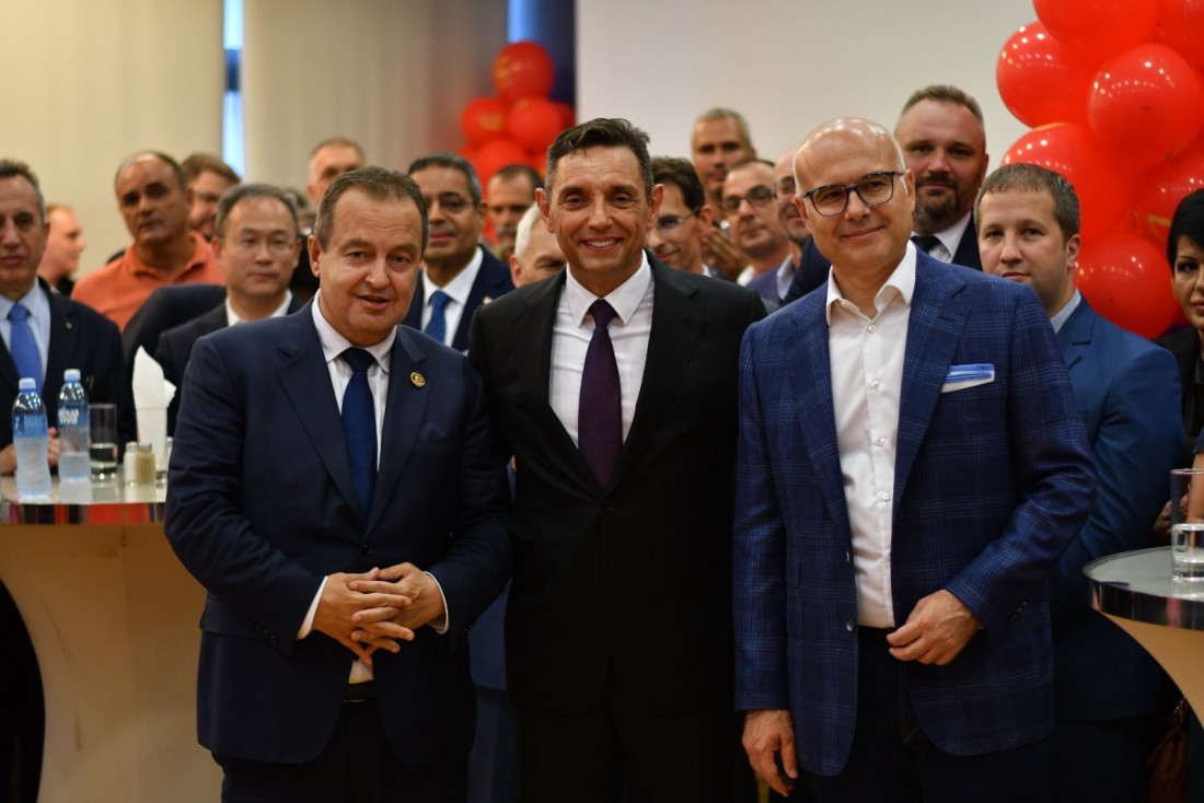 Vulin poručio sa skupa svoje partije povodom 16 godina rada: Pokret socijalista ne menja stranu, nikada nećemo sa žutim ološem