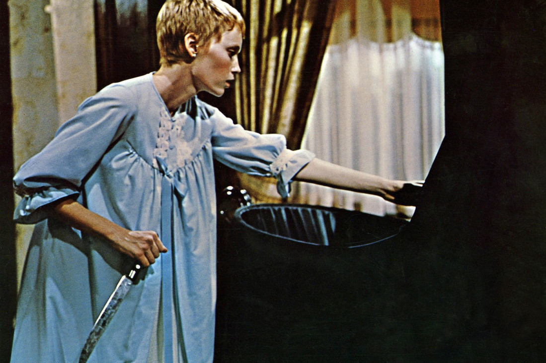 Objavljene jezive fotografije prednastavka kultnog horora "Rozmarina beba": Stravična priča o zlu koje živi u apartmanu 7A (FOTO)