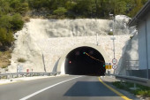 Važno za one koji putuju na Crnogorsko primorje: Najavljena blokada tunela Sozina