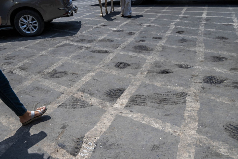 Usled visokih temperatura u Bodrumu se topio asfalt! Nezapamćene vrućine u Turskoj