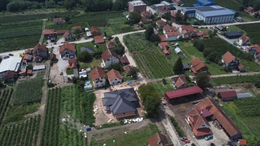 Katastrofa u Arilju - potopljena domaćinstva, voda ušla i u hladnjaču: Vanredna situacija proglašena u šest sela