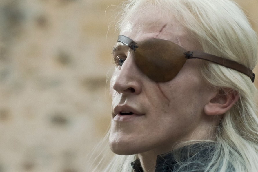 Evan Mičel koji igra princa Emonda Targarjena u "Kući zmaja" otkriva izvor njegovog zla: Uzor su mu bili gangsterski lik i dve zvezde (FOTO)