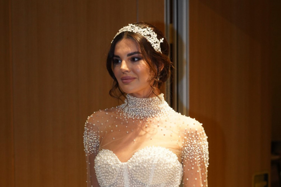 "Moj muž!" Jovana Ljubisavljević uživa u krevetu, a njen suprug Bogdan joj ovako udovoljava tik pred porođaj