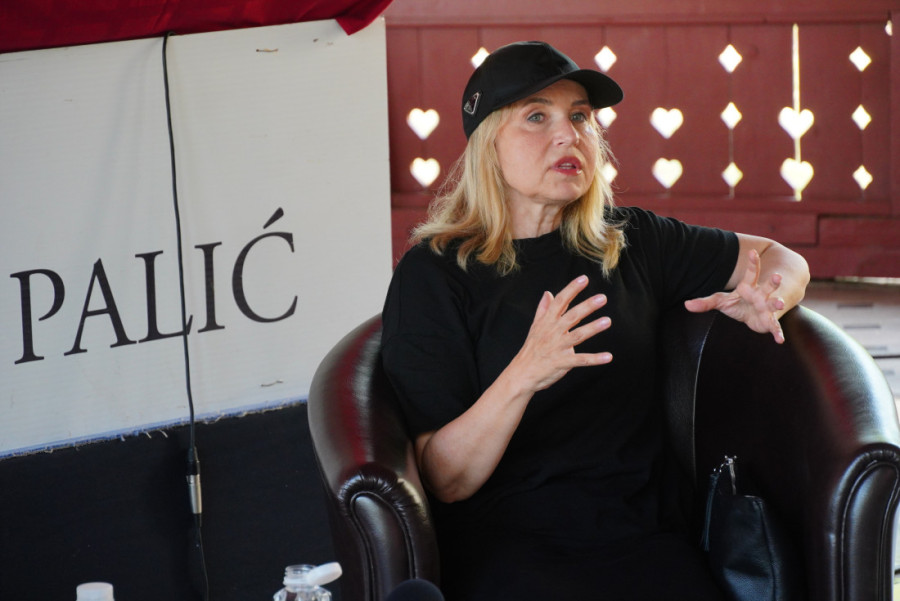 Anica Dobra otkrila kako je na prijemnom iza sebe ostavila velike glumce i šta je pisalo pored njenog imena: Upala sam kroz "iglene uši"