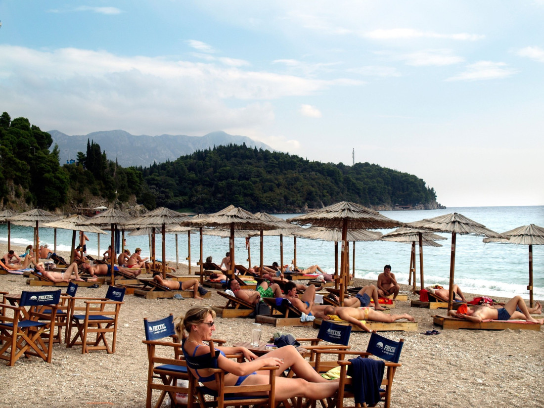 Roditelji, produžen je rok za 5.800 dinara pomoći za prvake, evo dokle imate vremena!