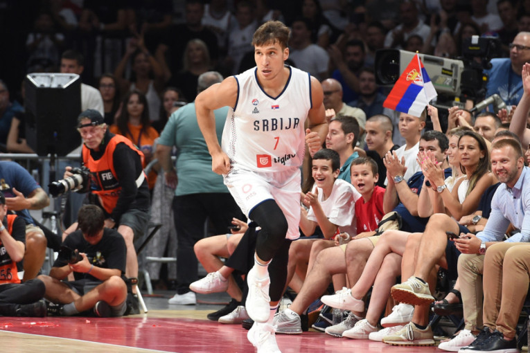 Kapiten Srbije nema dilemu: Navijači, hvala vam za podršku, nastavljamo u još boljem ritmu!