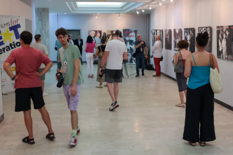 Izložba ,,Bata u 90 slika” otvorena u Subotici