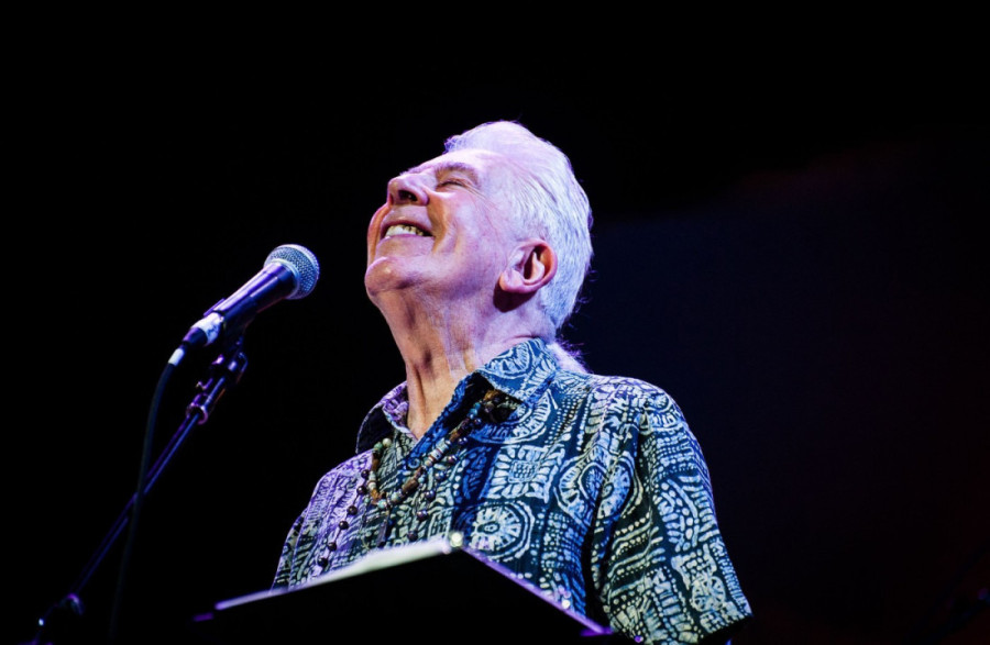 Preminuo "otac britanskog bluza" i jedan od najvećih muzičara na svetu: Odlazak Džona Mejela (FOTO)