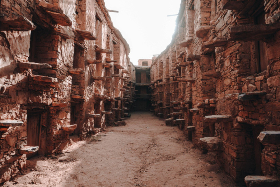 Karolini se put u ovu čarobnu zemlju pretvorio u noćnu moru: "Gledali su me kao atrakciju" (FOTO)