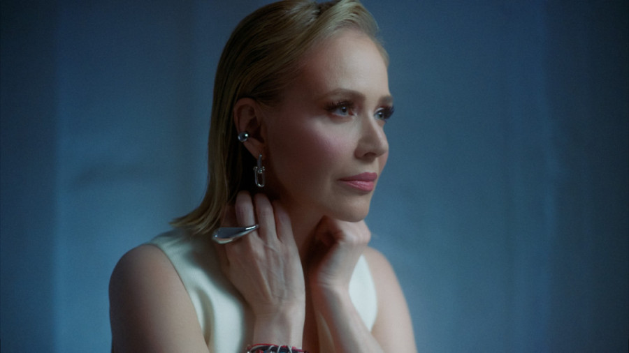 ŽENA MAJKA KRALJICA JE POSTALA LAVICA