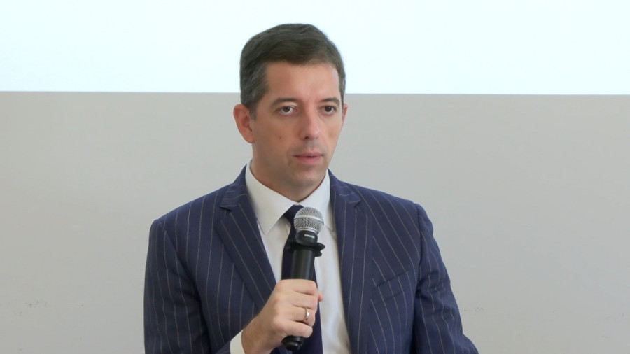 Povišene mere bezbednosti u srpskim ambasadama: Šiptari nam prete terorističkim napadima širom Evrope, oglasio se i ministar Marko Đurić!