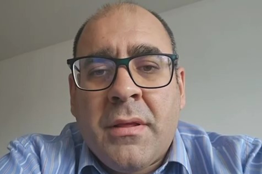 Vučiću ne opraštaju ni razgovor sa narodom koji ga je birao: Opozicioni "stručnjaci" tumače Ustav kao da je vic!