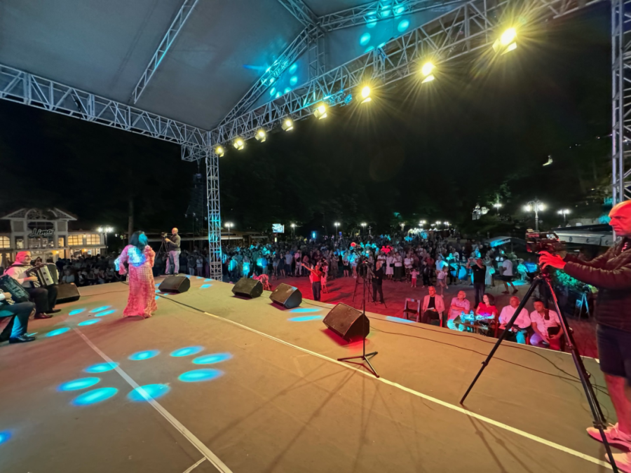 Šerif Konjević otkazao dolazak u poslednjem trenutku, bez objašnjenja! Festival narodne muzike bacio u trans publiku u Vrnjačkoj Banji