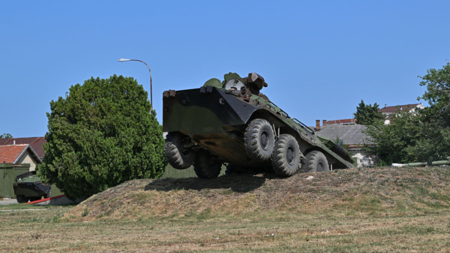 U Požarevcu održana obuka za upotrebu oklopnih vojnih transportera: Reč je o vozilima mađarske vojske