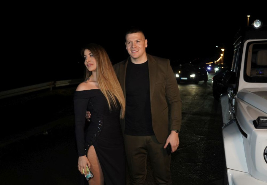 Radanović pokazao najvažniji deo kuće: Krase ga ikone, a tek da vidite šta radi pevačev naslednik!