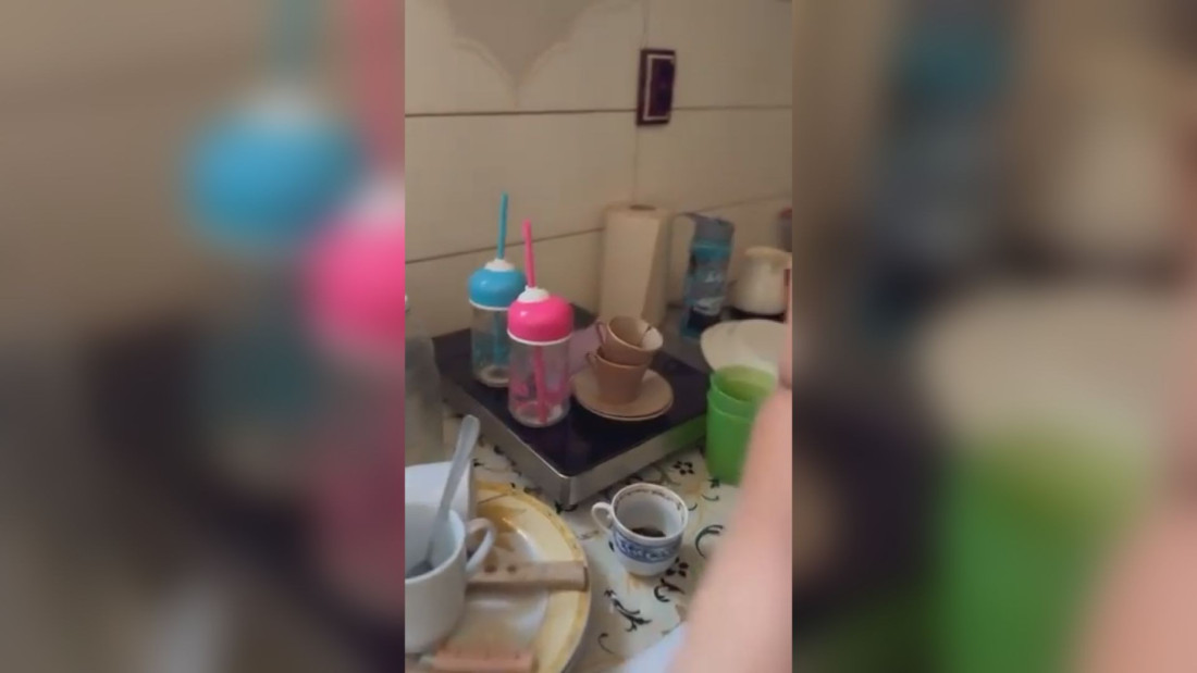 "Ovo nije život, već mučenje": Više od 200 domova u Kući Rakića punih 70 dana nema vodu -  revoltirani meštani blokirali puteve (FOTO)