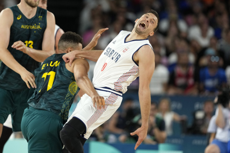 Dante, izvini, ti si moj brat, najbolji saigrač kog sam imao u životu! Avramović objasnio zašto je napravio onako grub faul nad Eksumom