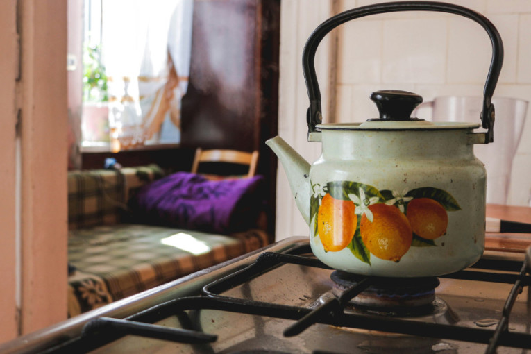 Besplatno i efikasno: Iznenađujuće jednostavan način da uklonite mikroplastiku iz vode za piće