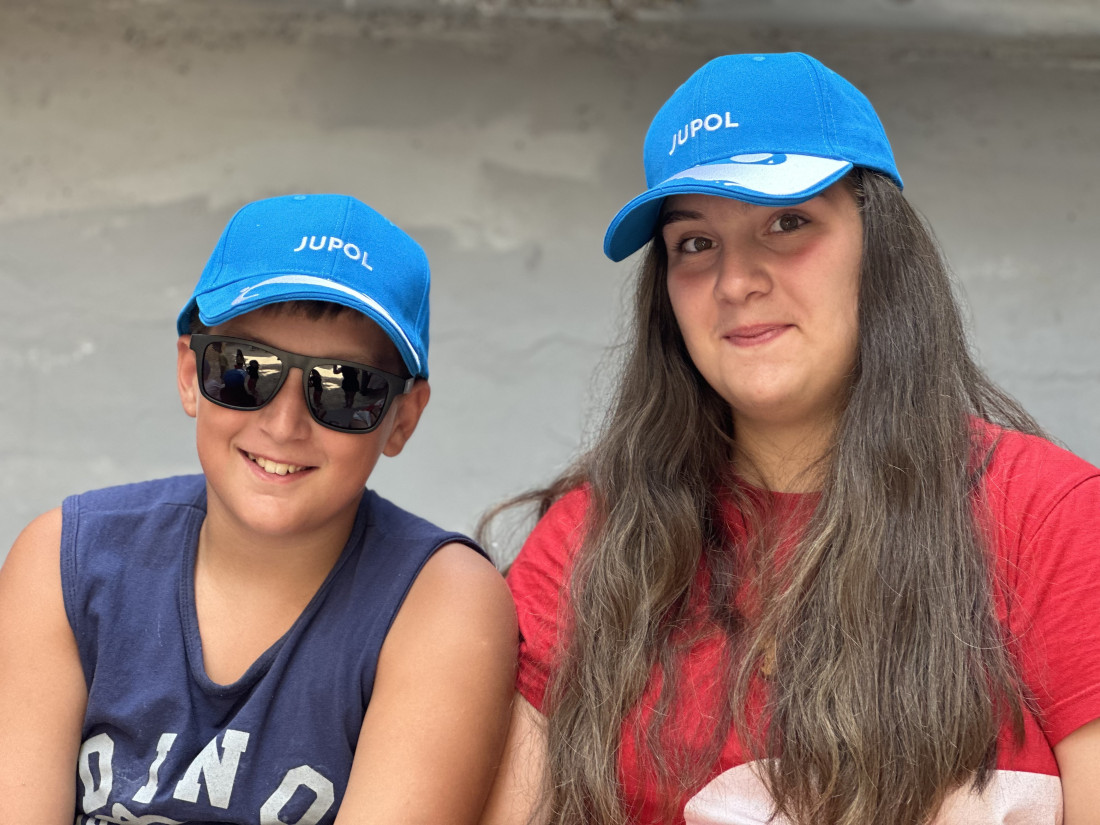 Deca iz socijalno ugroženih sredina otišla na more: Obojiti dečiji svet osmehom velika je želja OVE kompanije