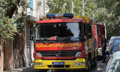 Čačanka bacila vreo tiganj u kontejner i napravila haos! Vatrogasci hitno intervenisali