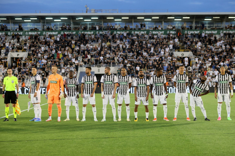 Partizan ima neverovatnu podršku pred derbi! Samo hrabro i na pobedu! (VIDEO)