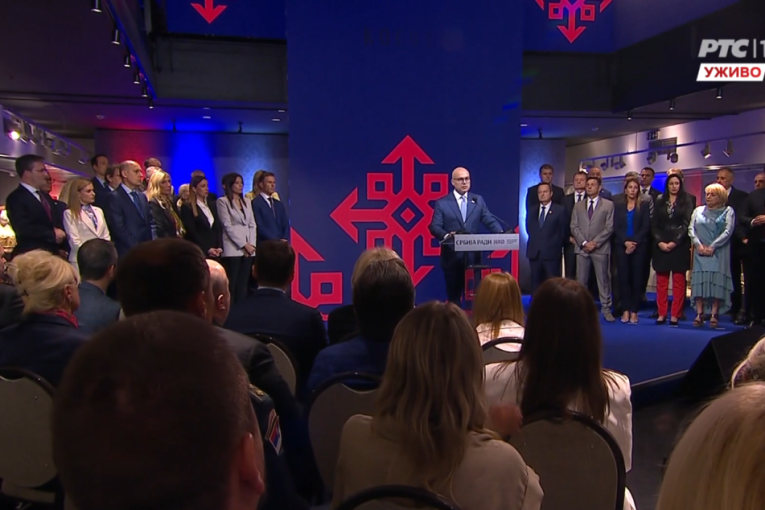 Vučević predstavio rezultate 100 dana rada vlade! "Temelj, sigurnost, snaga, napredak - Srbija radi!"