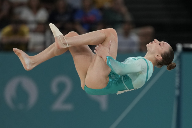 Rumunki vraćaju medalju: Koliko je samo plakala, ali je pravda ipak zadovoljena (VIDEO)