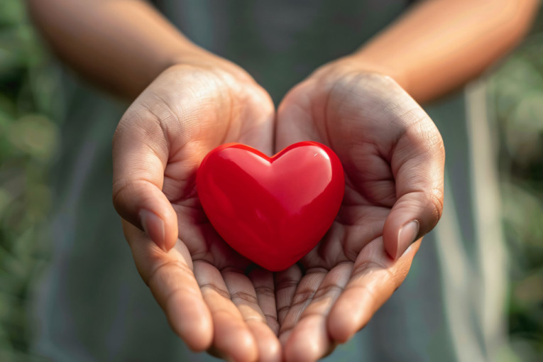 Velikodušnost bez granica: Otkrijte koje znakove Zodijaka krasi beskrajna nesebičnost