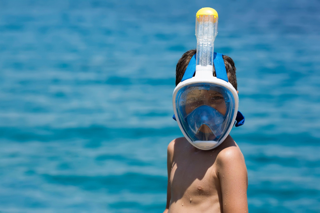 Užas u Grčkoj! Dete ronilo pored oca pa počelo da se davi u moru! Srpski turisti gledali, a onda je prišla bivša radnica Hitne!