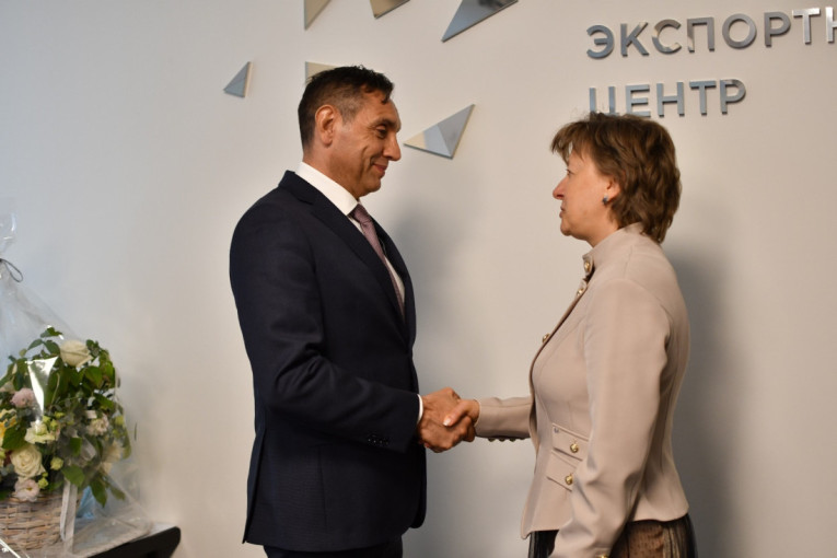 Aleksandar Vulin se sastao sa Veronikom Nikišinom: Saradnja Srbije i Rusije je na visokom nivou