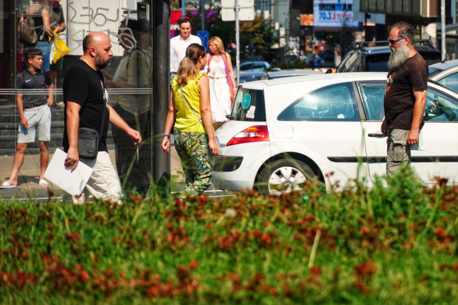 Prvi julski vikend doneo novi talas na granicama: Na pojedinim prelazima koloni se ne vidi kraj (FOTO)