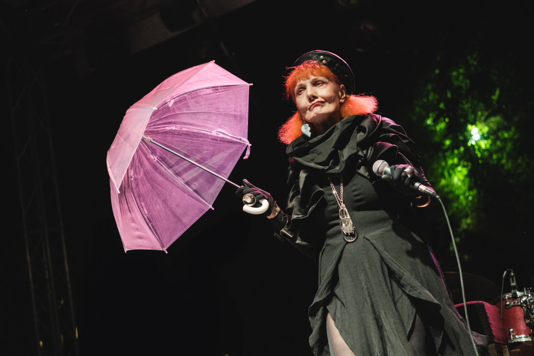 U vreloj avgustovskoj noći  uz munje i gromove Josipa Lisac nastupila u Beogradu: I dalje je ista "Boginja" (FOTO/VIDEO)