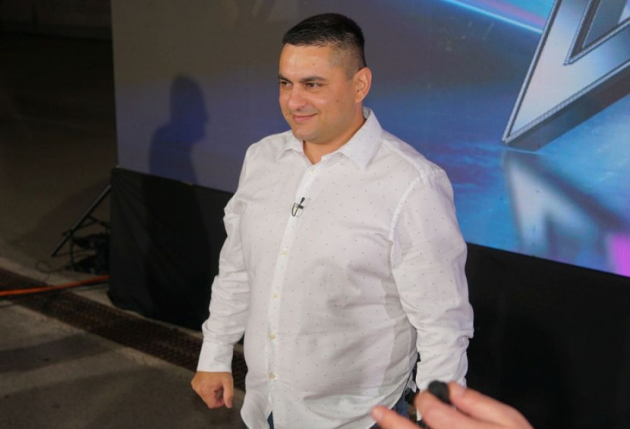 "Bitno da je njima lepo, pa sad..." Reakcija majke Nenada Macanovića Bebice na njegovu veridbu!