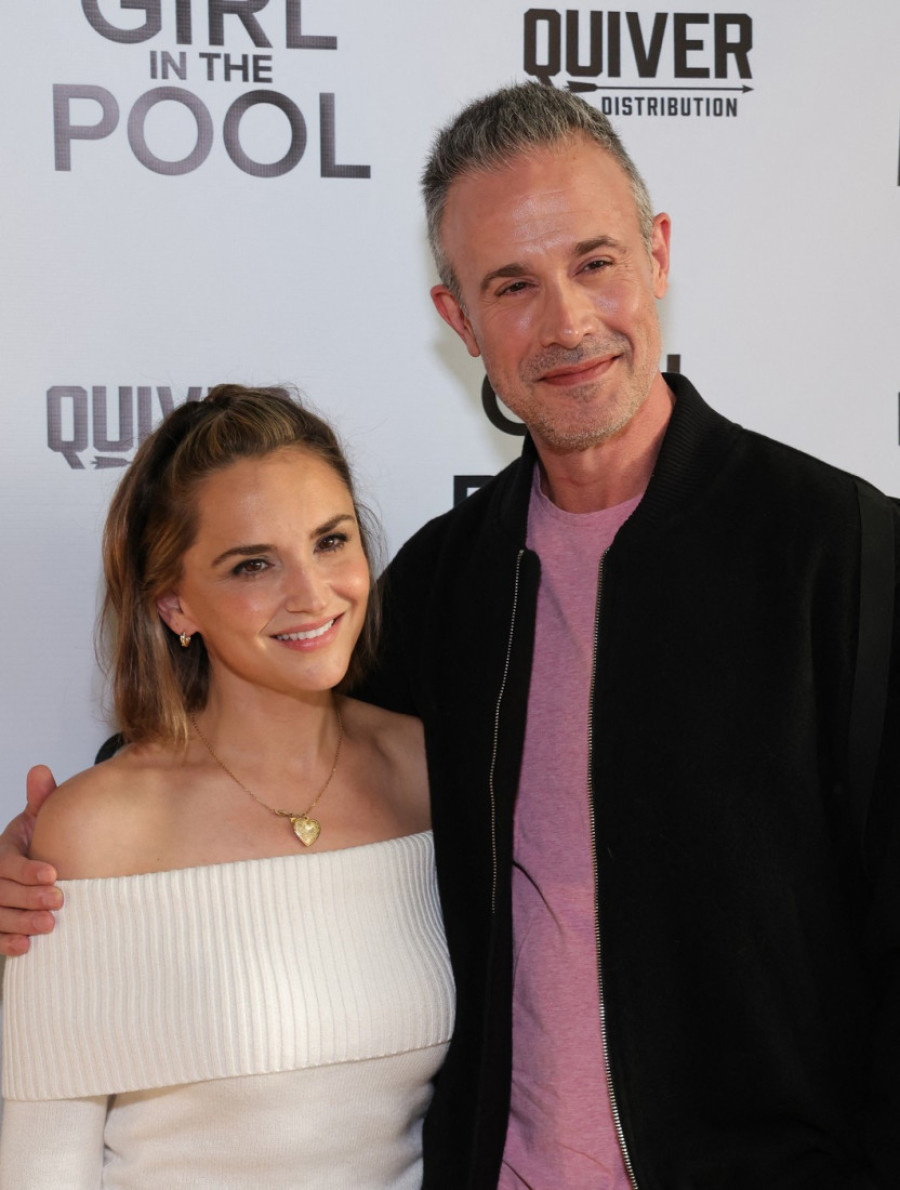 Ovako danas izgledaju Lejni i Zek iz filma „Ona je ta"! Niko ne može da veruje da je on od nje stariji samo tri godine (FOTO)