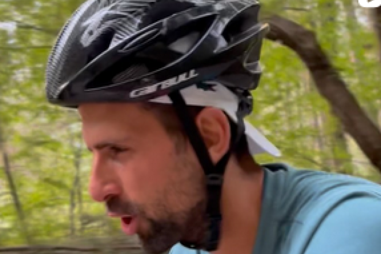 Novak nastavio prepisku sa najboljim biciklistom: Pogledajte kakav mu je zadatak Đoković postavio (FOTO)