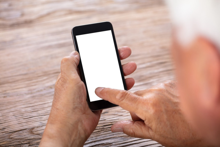 Hiljade Izraelaca dobilo preteće SMS poruke! "Ovo je poslednja šansa da spasete sebe i svoju porodicu!"