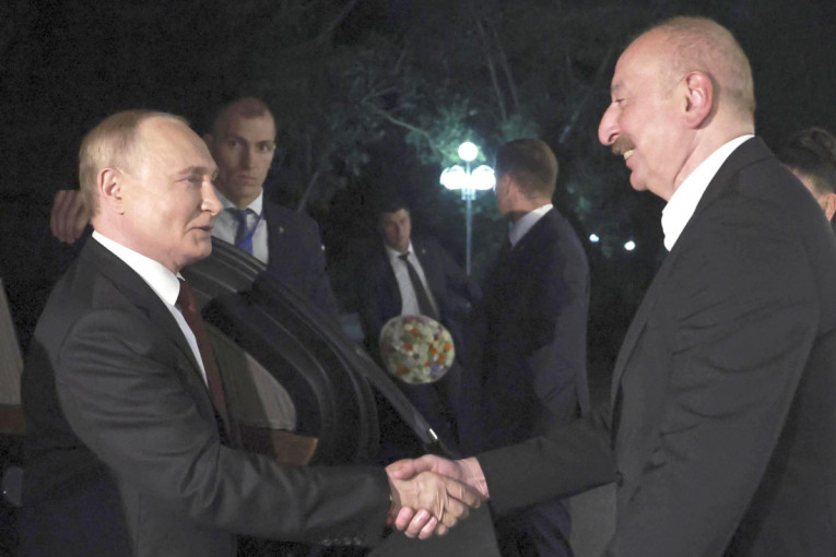 Putin doputovao u Azerbejdžan: Svečani doček i večera kod Alijeva