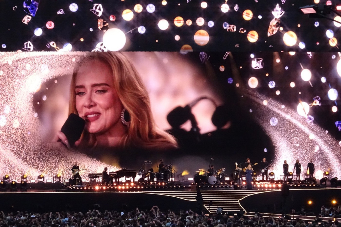 "Spremna sam da udarim nekog kad popijem!" Adel progovorila o pijanstvu: Čini me agresivnom!