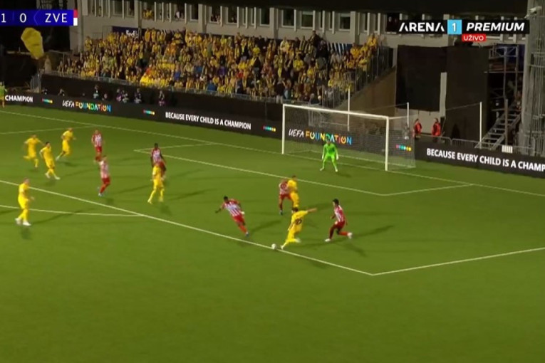 Nije Huan, ali jeste Isak: Mata šokirao Zvezdu - "kifla" za 2:0 (VIDEO)