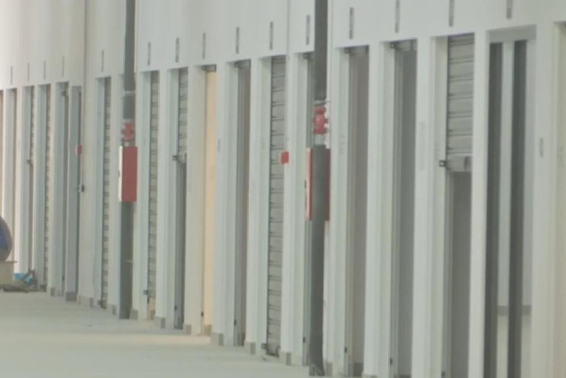 Kineski tržni centar na Novom Beogradu uskoro gotov: U lokale unose robu, ostali samo završni radovi