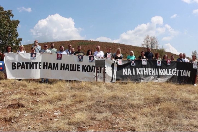 Zločin za koji niko nije odgovarao: Obeležena godišnjica otmice srpskih novinara Đure Slavuja i Ranka Perenića na KiM (FOTO/VIDEO)