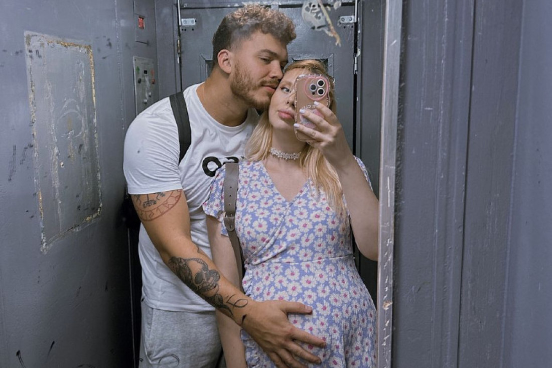 Porodila se Cobijeva bivša! Na svet donela devojčicu, a ime koje su joj dali nosi posebnu simboliku